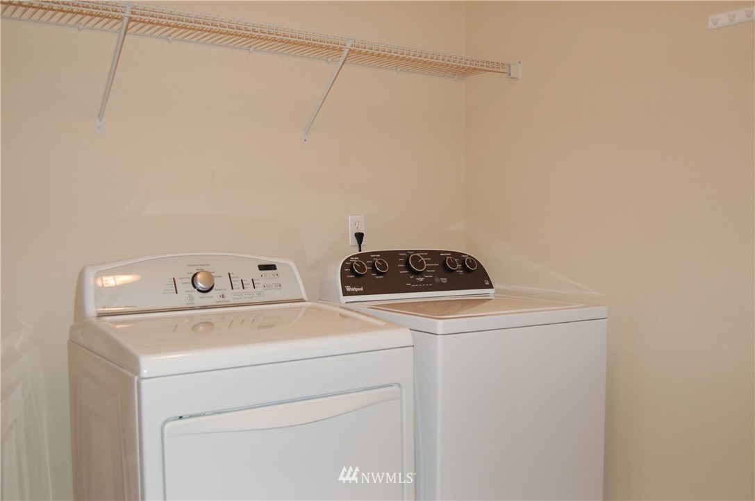 7360 Radius Loop Southeast Lacey, WA 98513 - Photo 8 of 19 Gallery Image 8