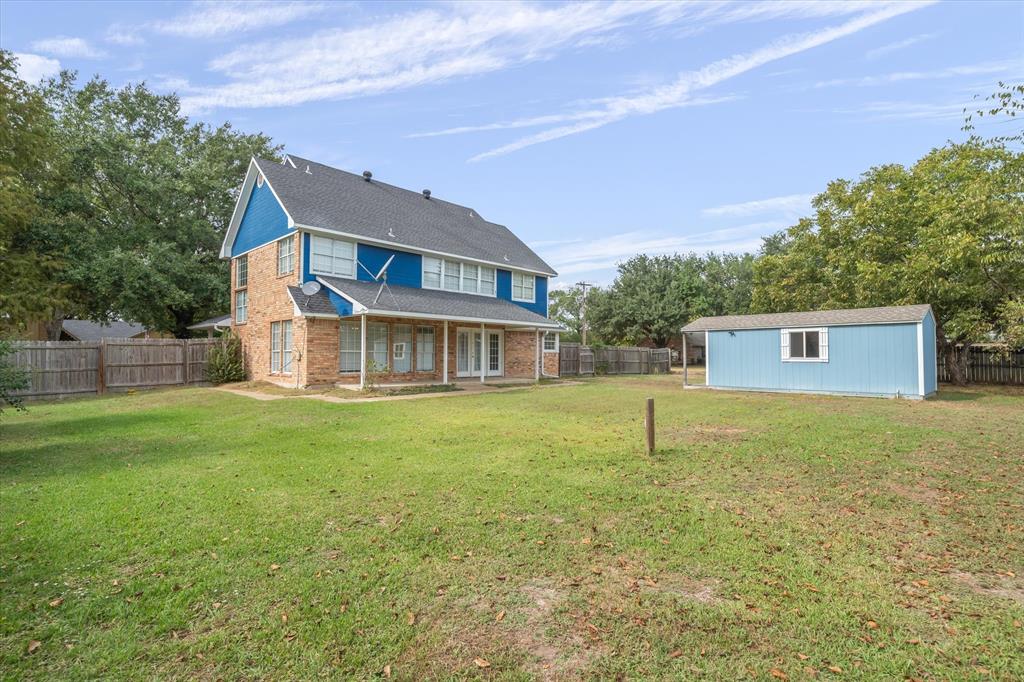 290 Sycamore Street Van, TX 75790 - Photo 31 of 38 a house view with a outdoor space