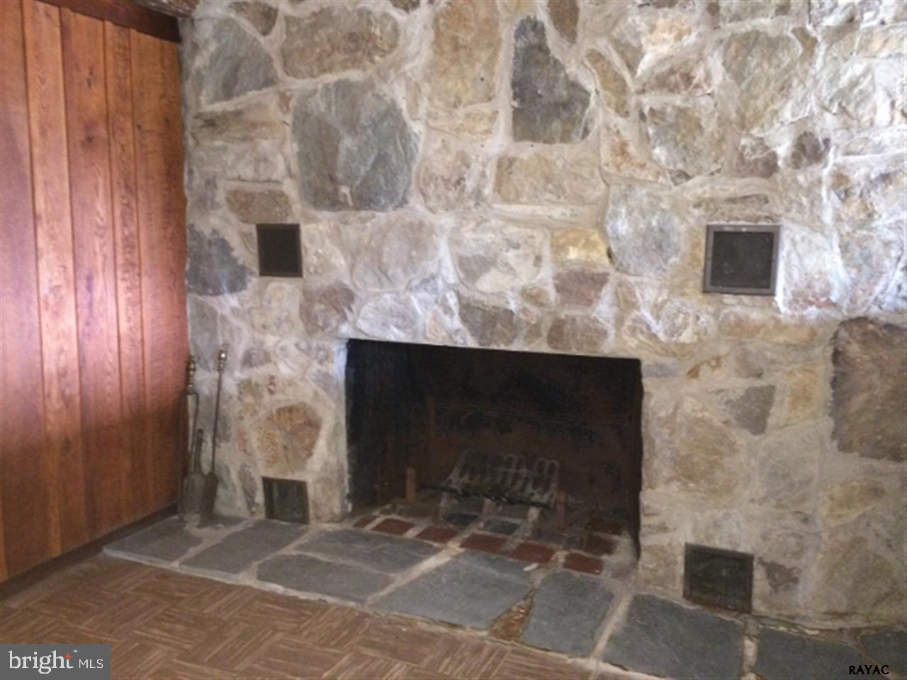 1768 Ridgewood Road York, PA 17406 - Photo 9 of 36 Gallery Image 9