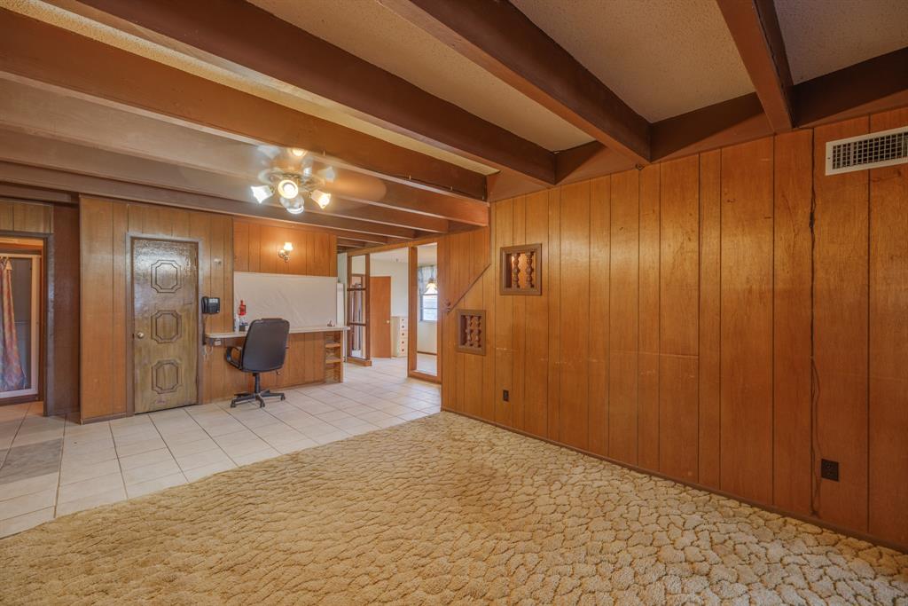 5 Angels Breath Road Abilene, TX 79601 - Photo 6 of 40 a view of a hallway with a room