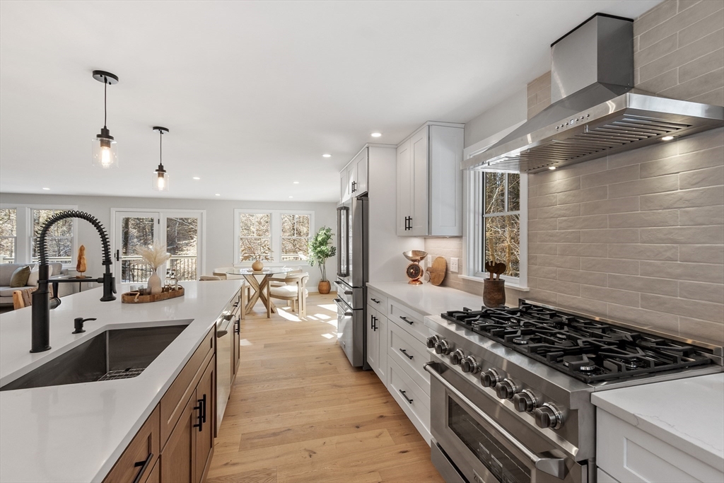 34 Woodcrest Road Boxford, MA 01921 - Photo 4 of 42