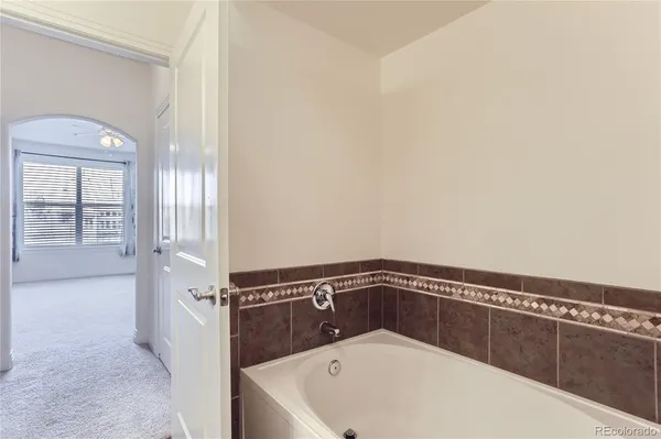 $2,095 | 9019 East Panorama Circle, Unit D309, Englewood, CO 80112