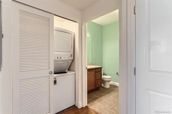 $2,095 | 9019 East Panorama Circle, Unit D309, Englewood, CO 80112