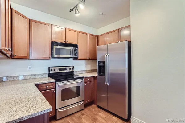 $2,095 | 9019 East Panorama Circle, Unit D309, Englewood, CO 80112