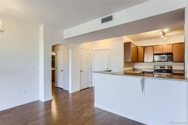 $2,095 | 9019 East Panorama Circle, Unit D309, Englewood, CO 80112
