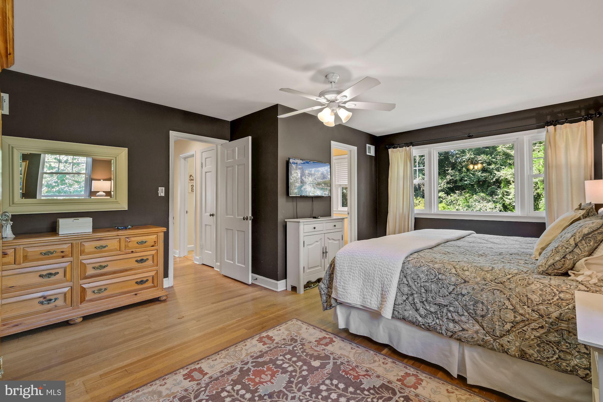 2358 King Place Northwest Washington, DC 20007 - Photo 23 of 55