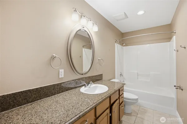 $620,000 | 228 Pelican Drive Southeast, Moses Lake, WA 98837