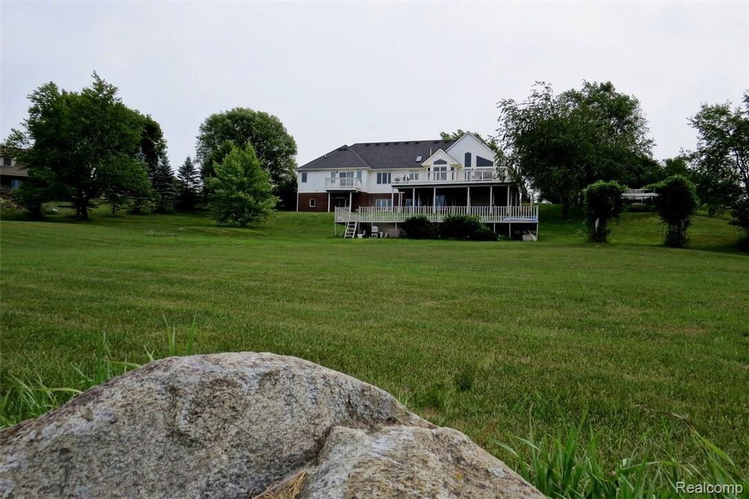 942 South Kern Road Fowlerville, MI 48836 - Photo 67 of 77 08-IMG_3784.JPG