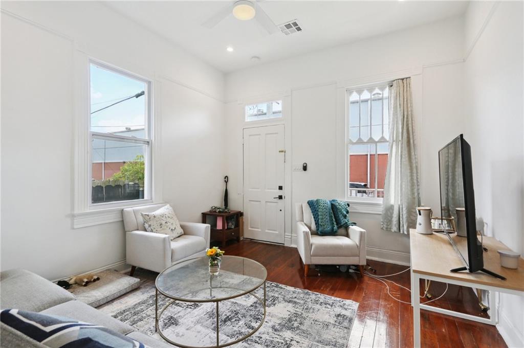 2329 Rousseau Street New Orleans, LA 70130 - Photo 16 of 27