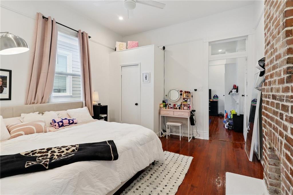 2329 Rousseau Street New Orleans, LA 70130 - Photo 4 of 27