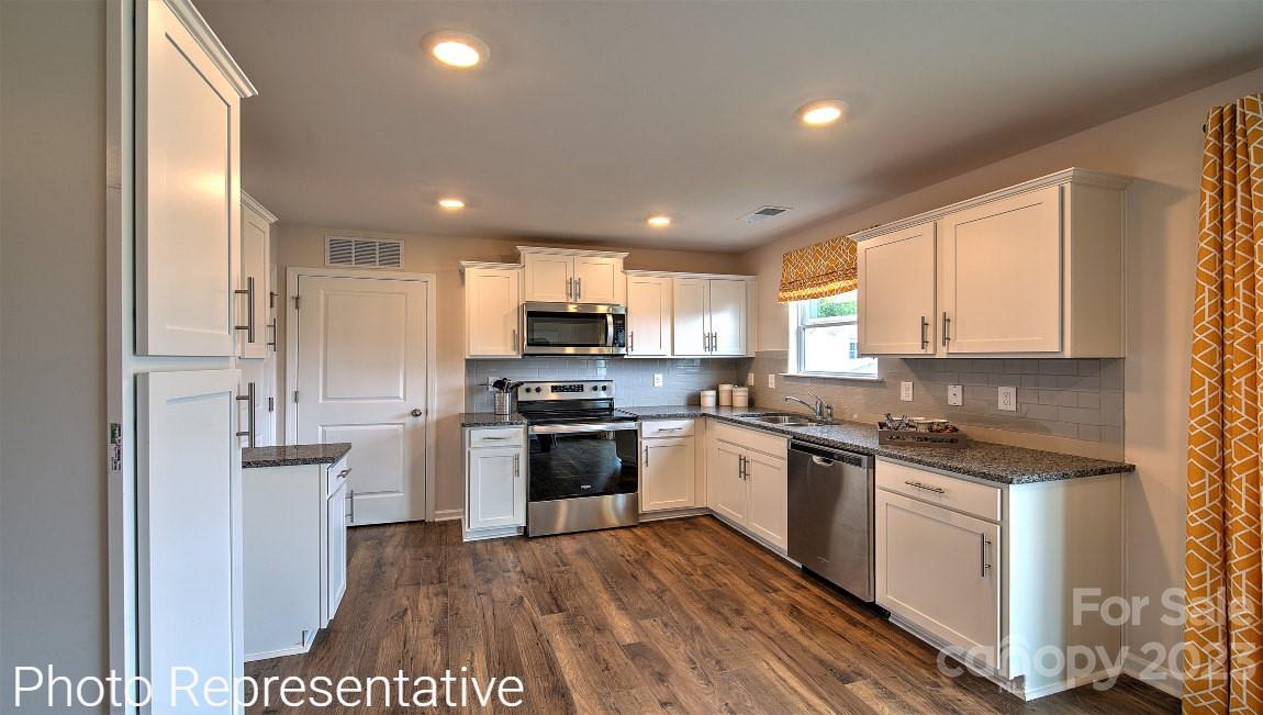 3 Virginia Cmns Drive Arden, NC 28704 - Photo 10 of 29