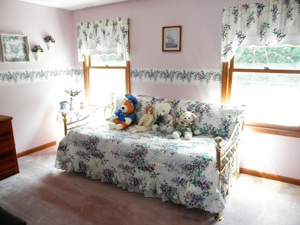 41 Deer Hill Road Gardner, MA 01440 - Photo 11 of 16 Gallery Image 11