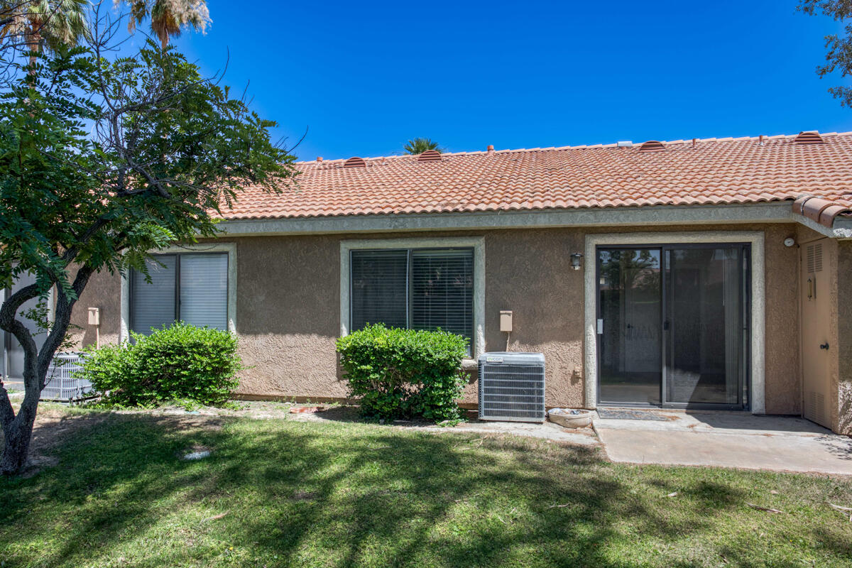 40800 Breezy Pass Road, Unit B Palm Desert, CA 92211 - Photo 26 of 36 33