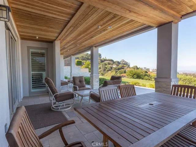 $3,250,000 | 43 Avenida Corona, Rancho Palos Verdes, CA 90275