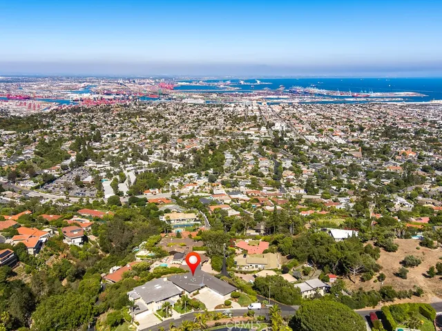 $3,250,000 | 43 Avenida Corona, Rancho Palos Verdes, CA 90275