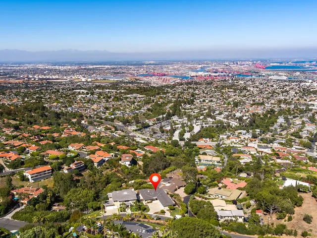 $3,250,000 | 43 Avenida Corona, Rancho Palos Verdes, CA 90275