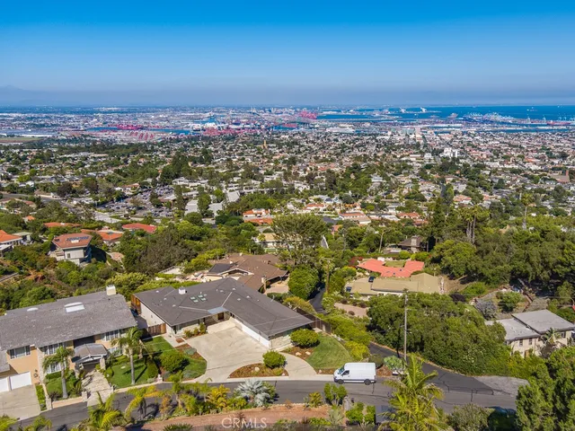 $3,250,000 | 43 Avenida Corona, Rancho Palos Verdes, CA 90275