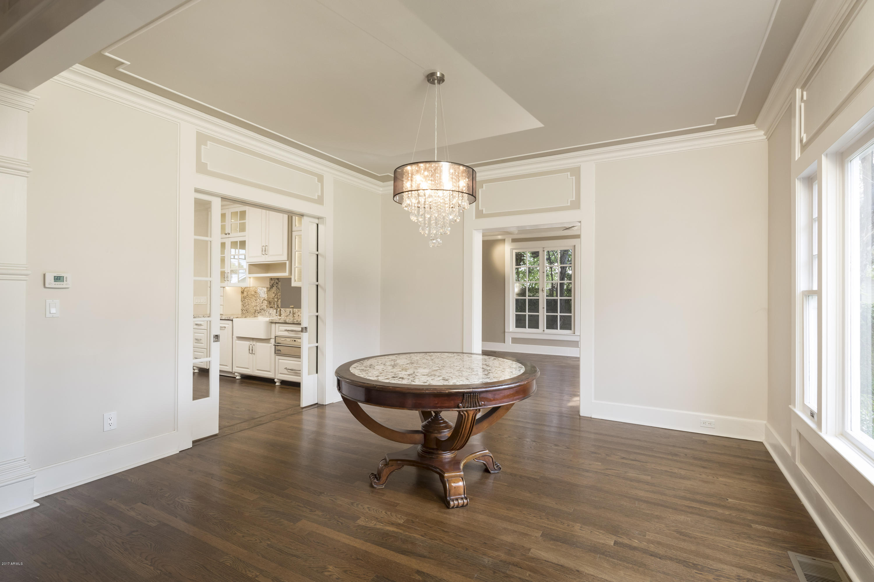 390 East Monte Vista Road Phoenix, AZ 85004 - Photo 18 of 85 Dining room