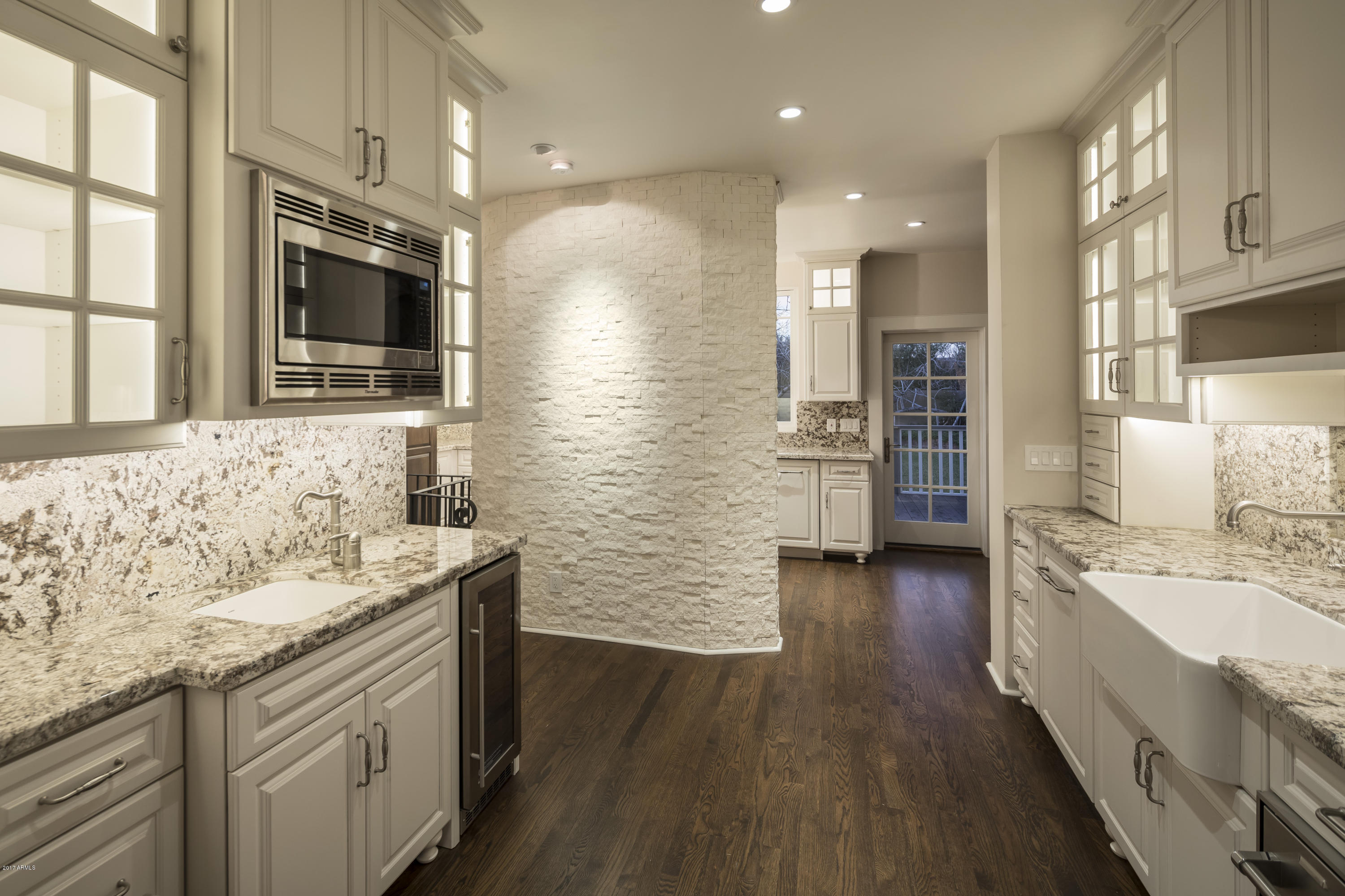 390 East Monte Vista Road Phoenix, AZ 85004 - Photo 33 of 85 Prep kitchen