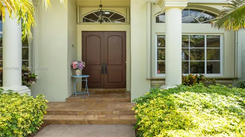 $1,735,000 | 14831 Southwest 95th Court, Miami, FL 33176