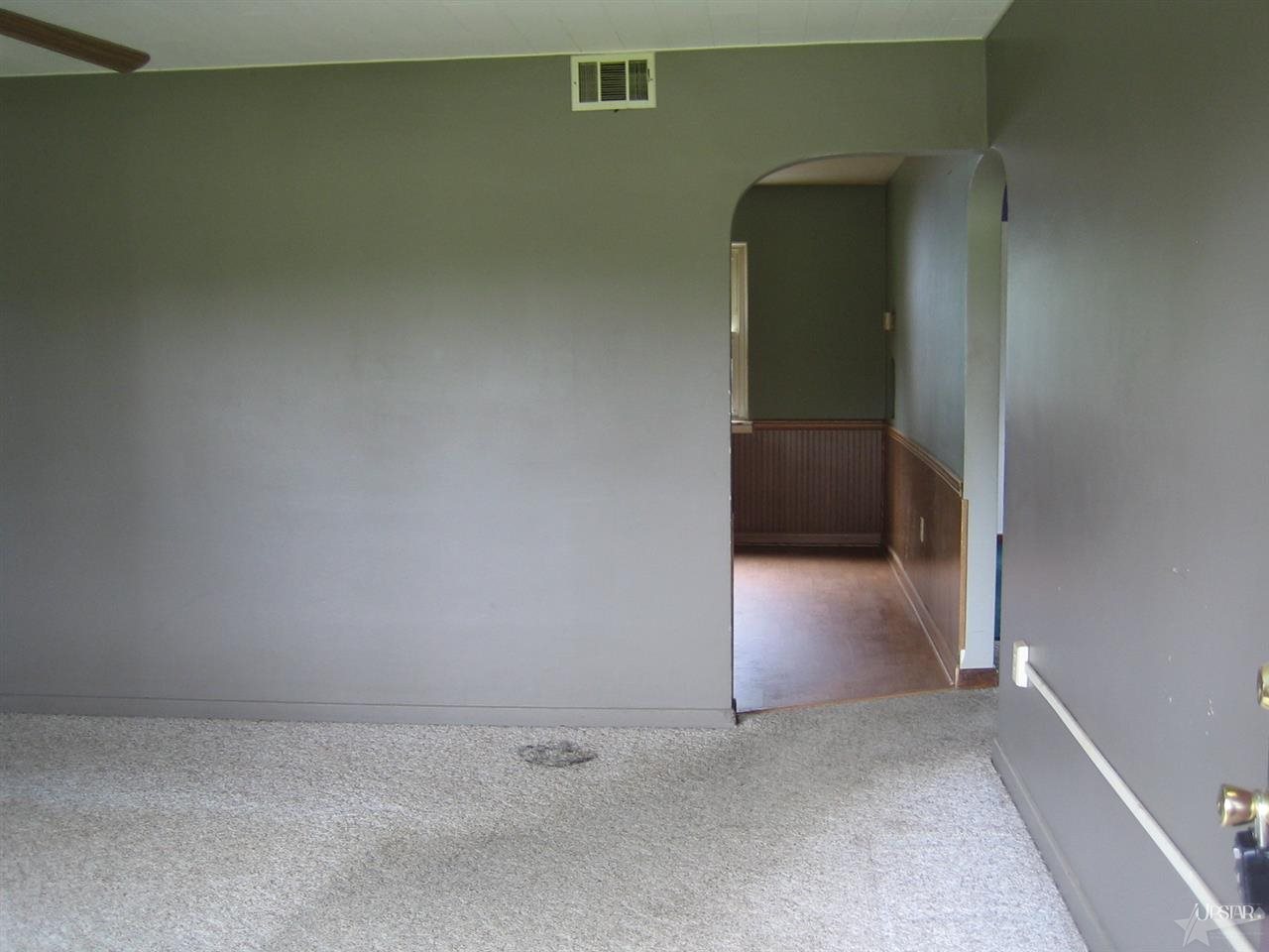 3628 Lower Huntington Road Fort Wayne, IN 46809 - Photo 3 of 12