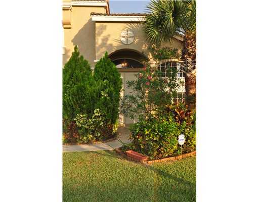 2039 Reston Circle Royal Palm Beach, FL 33411 - Photo 1 of 20 Primary Photo