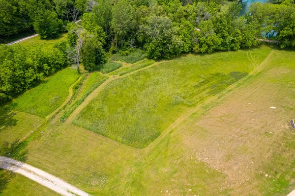 $449,900 | 9304 Ellis Road, Fenton, IL 61251