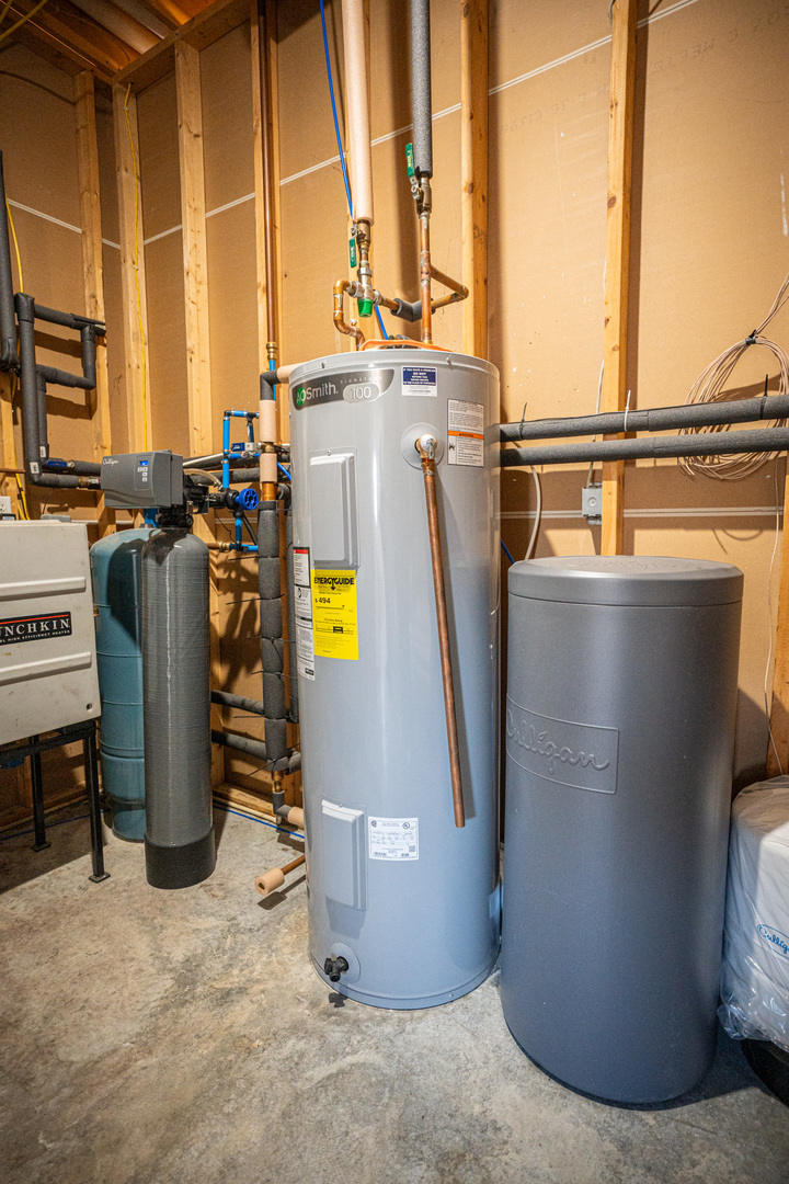 9304 Ellis Road Fenton, IL 61251 - Photo 72 of 81 a view of a storage & utility room