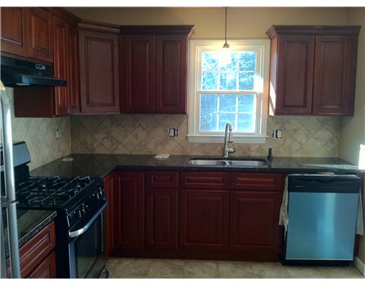 6 Swan Road Smithfield, RI 02917 - Photo 5 of 12 Kitchen.