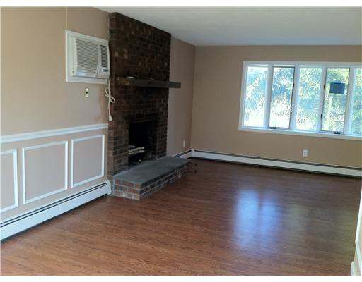 6 Swan Road Smithfield, RI 02917 - Photo 6 of 12 Living Room.