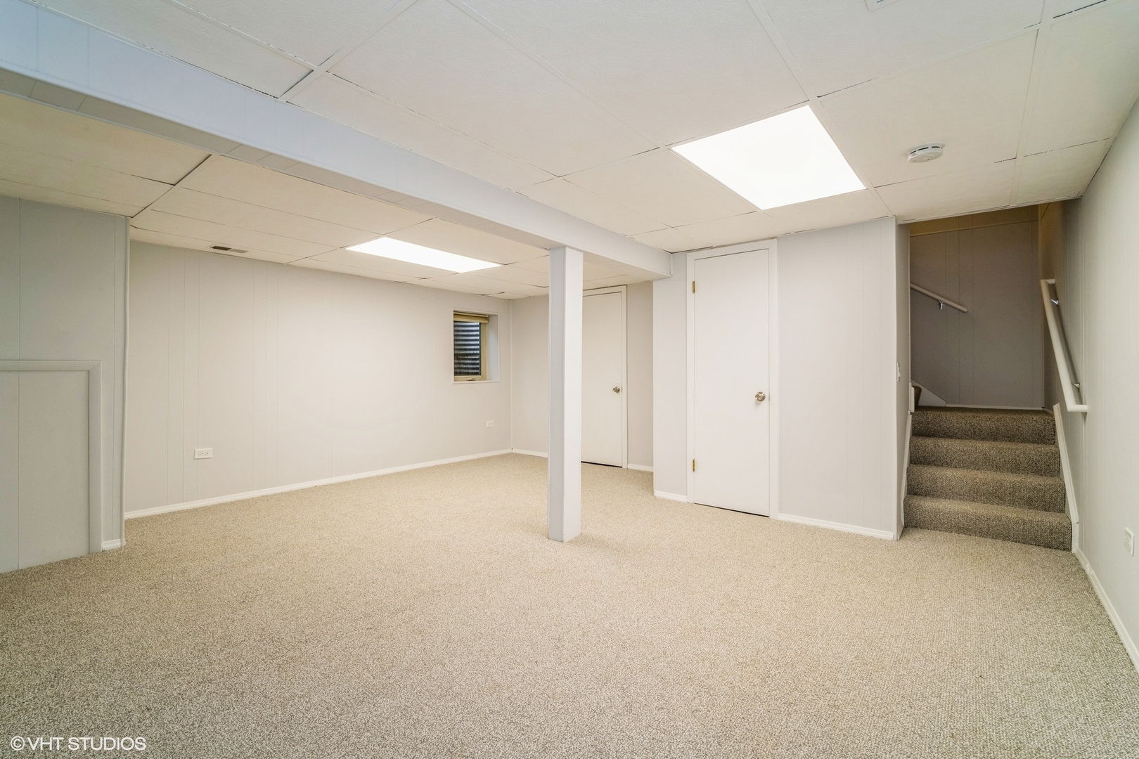 1515 Mohawk Trail Wheeling, IL 60090 - Photo 20 of 22 a view of an empty room