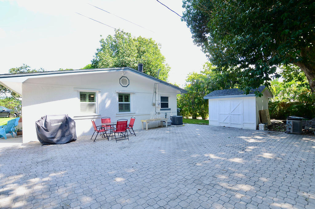 1406 Southwest Palm City Road Stuart, FL 34994 - Photo 35 of 37 DSC_0001