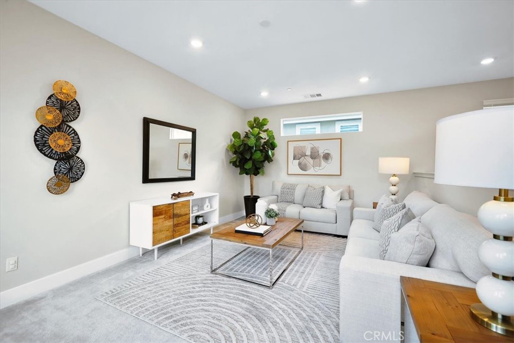 252 Chorus Irvine, CA 92618 - Photo 30 of 70