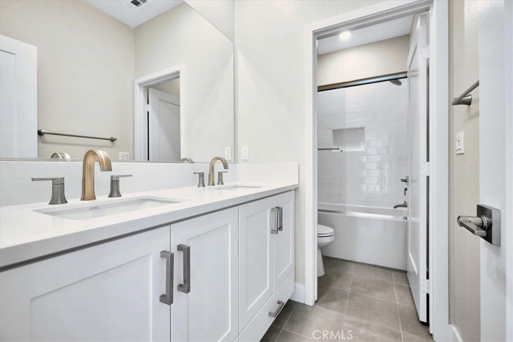 252 Chorus Irvine, CA 92618 - Photo 47 of 70