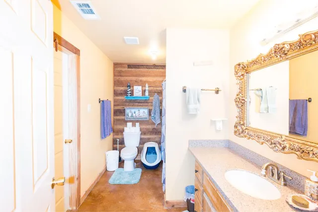 $549,993 | 14801 Cedar Valley Road, Salado, TX 76571