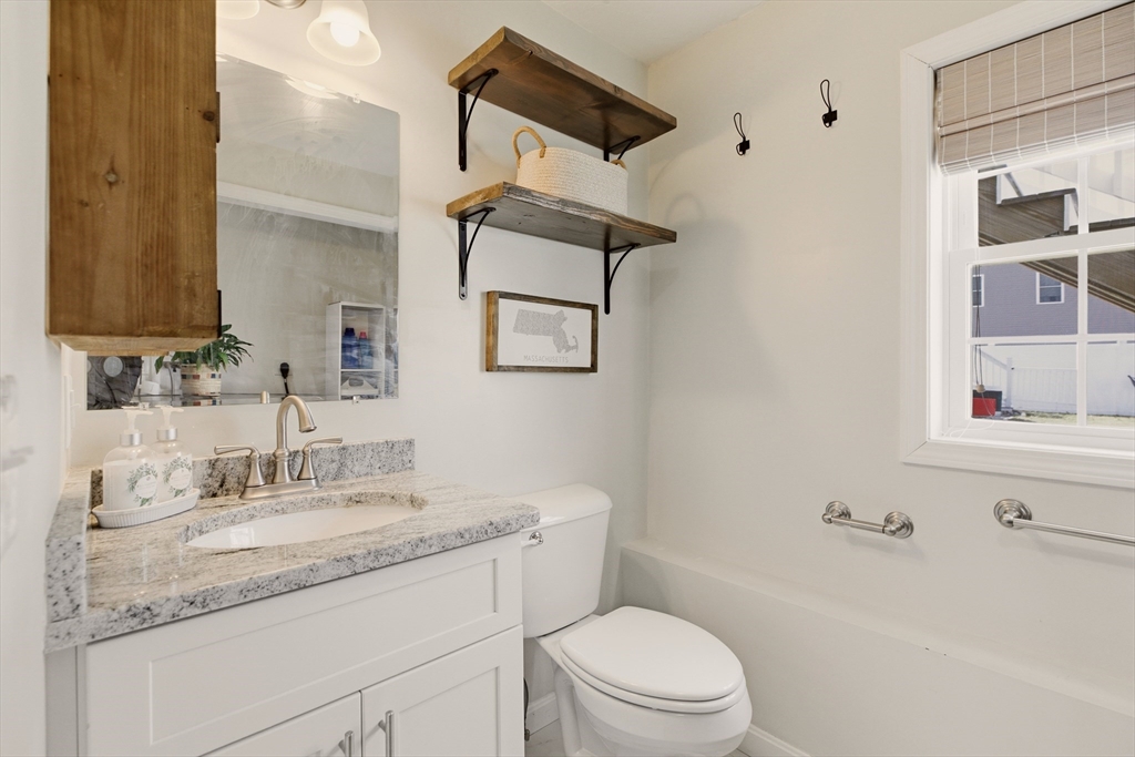 341 Courtney Street Fall River, MA 02720 - Photo 31 of 39