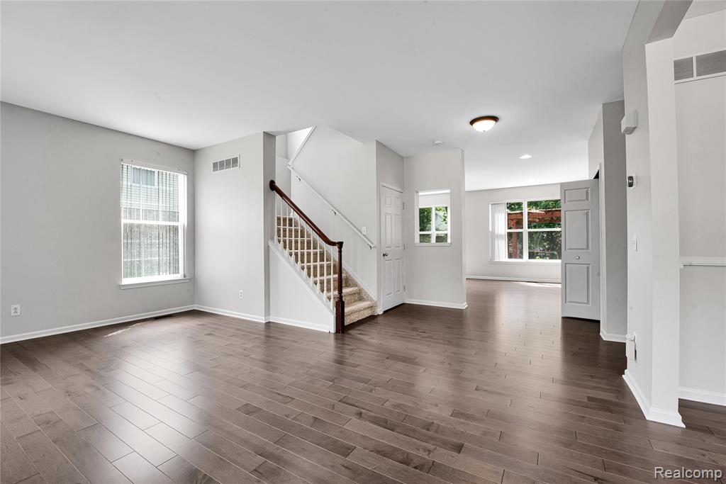 3454 Everett Drive Rochester Hills, MI 48307 - Photo 8 of 53