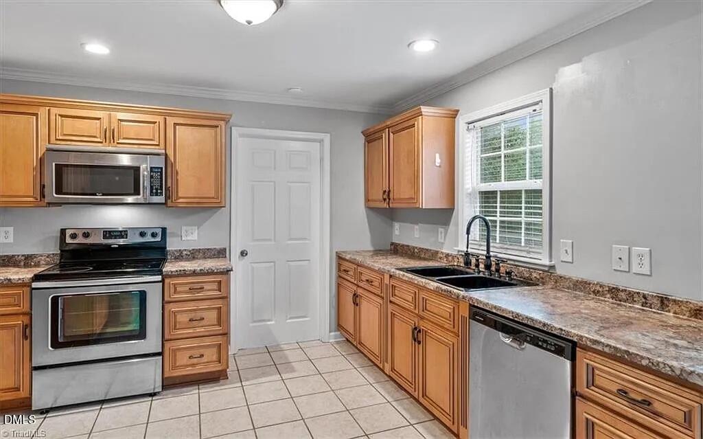 3882 Plum Tree Road Climax, NC 27233 - Photo 5 of 15 4AA5CA30-D94F-40D4-9BAF-12FA73017780_1_1