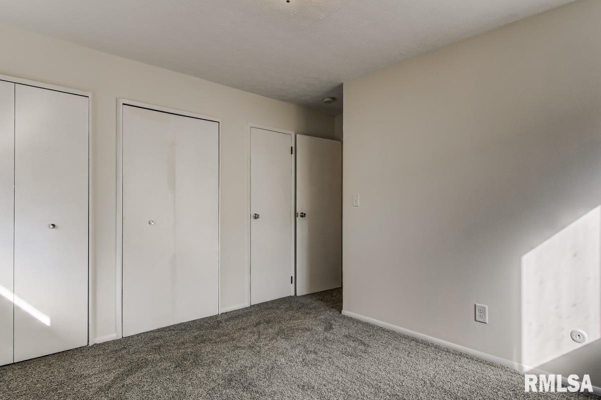 2800 Cardigan Drive Springfield, IL 62702 - Photo 18 of 26 Gallery Image 18