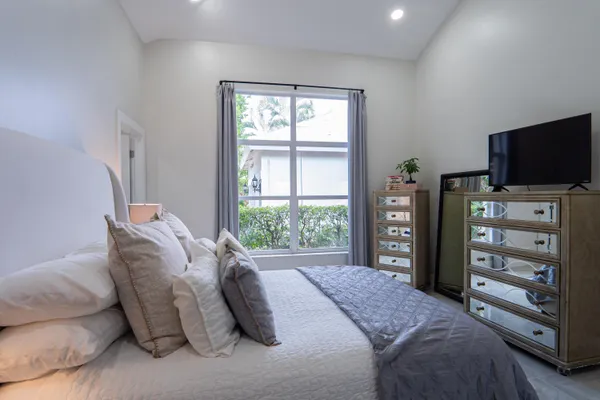 $12,000 | 6670 Northwest 27th Avenue, Boca Raton, FL 33496