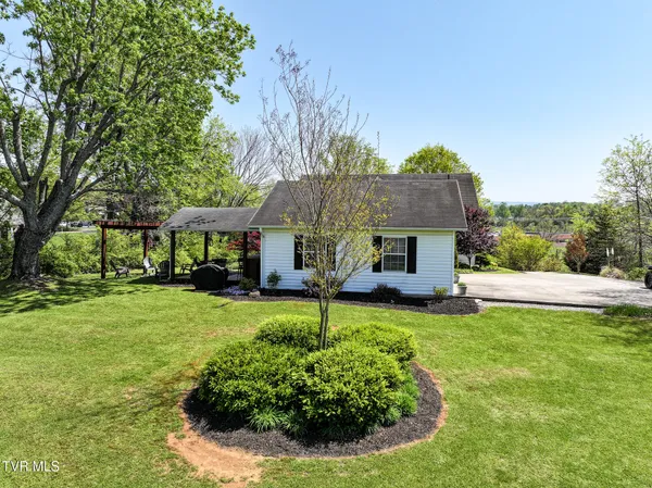 $498,900 | 1409 Tusculum Boulevard, Greeneville, TN 37745