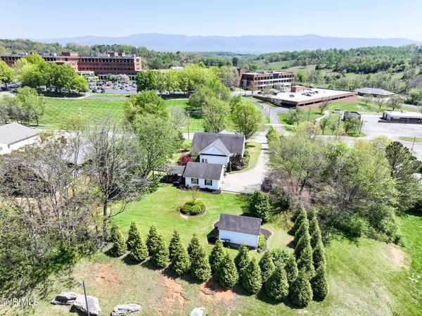 $498,900 | 1409 Tusculum Boulevard, Greeneville, TN 37745