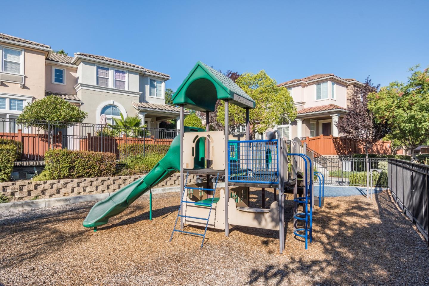 255 Vista Roma Way San Jose, CA 95136 - Photo 26 of 29