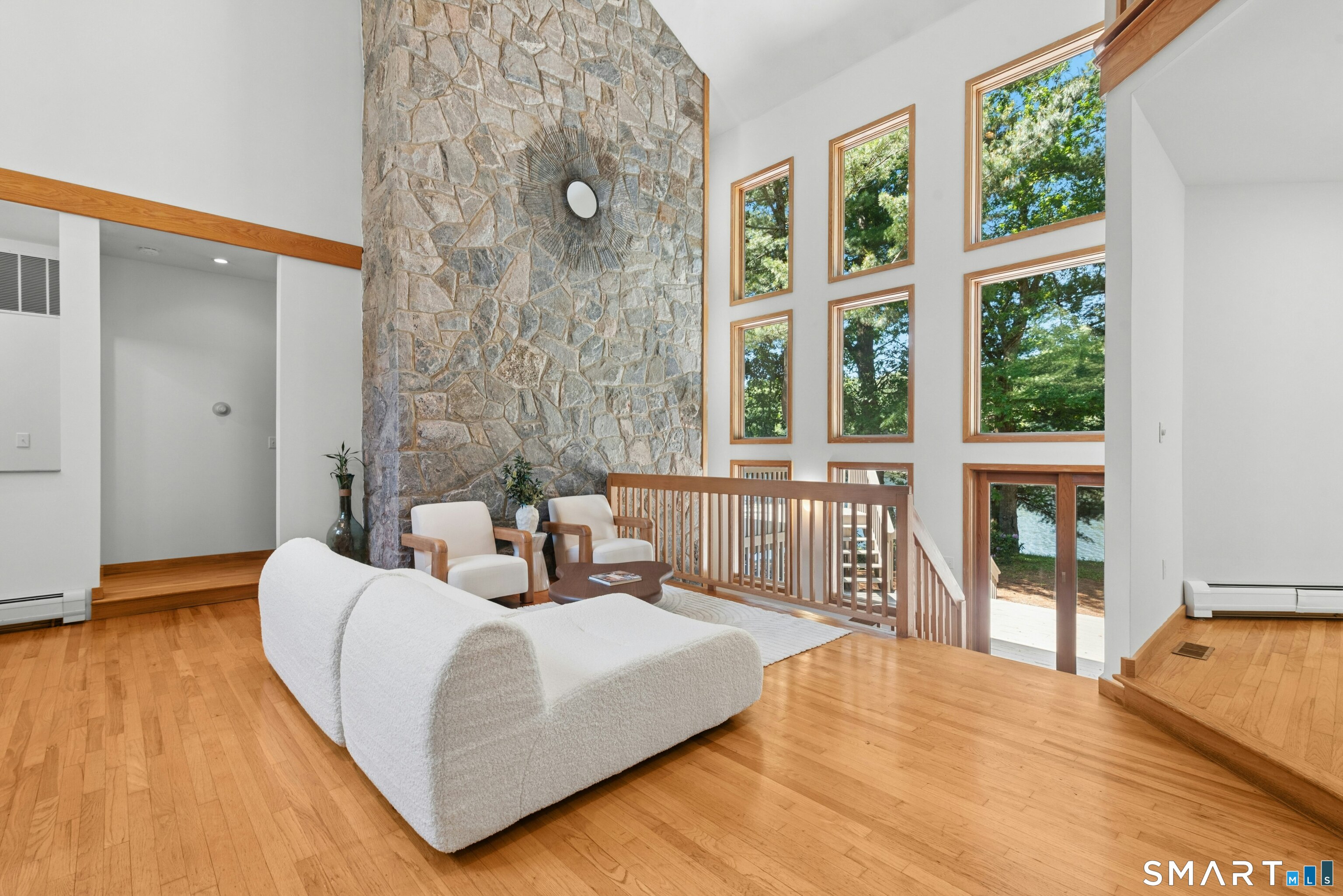 141 Canoe Brook Road Trumbull, CT 06611 - Photo 9 of 40