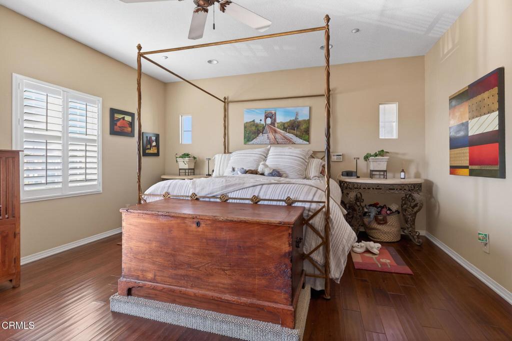 4337 Admiral Way Oxnard, CA 93035 - Photo 27 of 67 a living room with furniture and a window