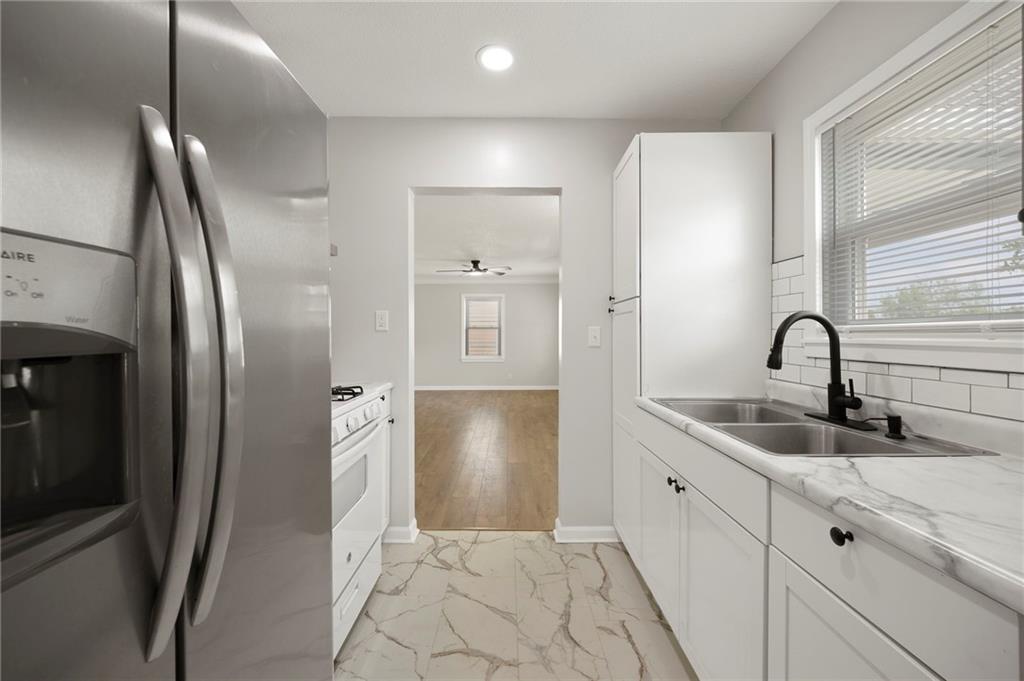 1306 Gibbs Road Kansas City, KS 66103 - Photo 23 of 40