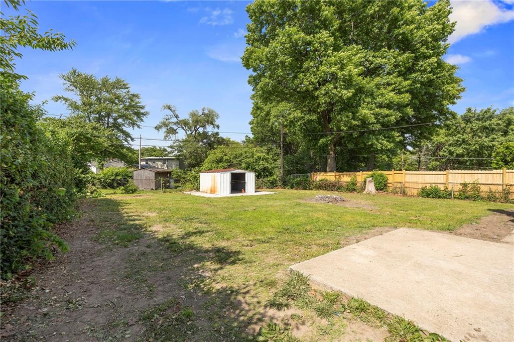 1306 Gibbs Road Kansas City, KS 66103 - Photo 31 of 40