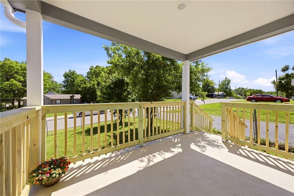 1306 Gibbs Road Kansas City, KS 66103 - Photo 6 of 40