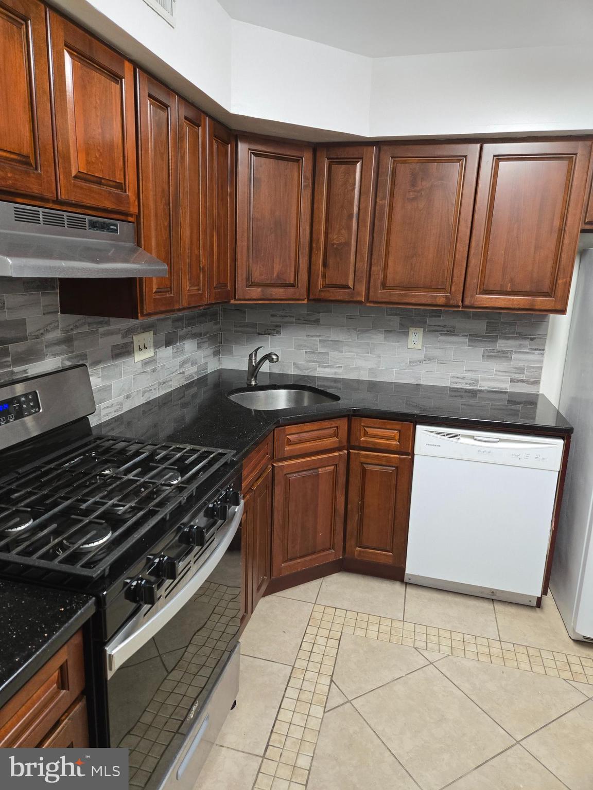 2 Sandra Road Voorhees, NJ 08043 - Photo 5 of 14