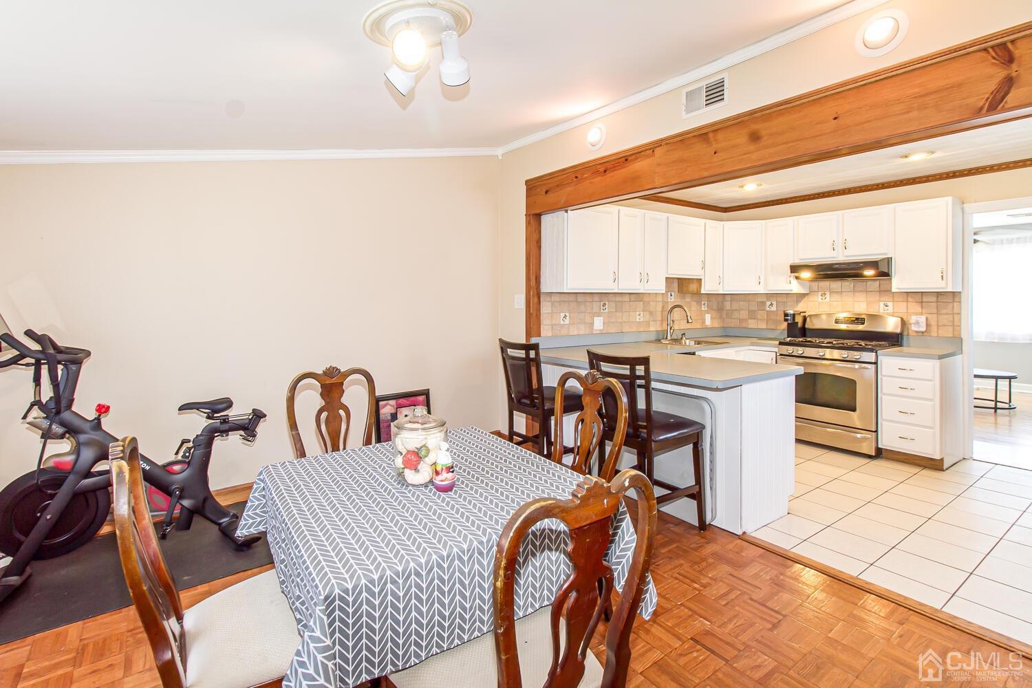 29 Ashley Road Edison, NJ 08817 - Photo 13 of 30 a very nice looking dining room with a large window